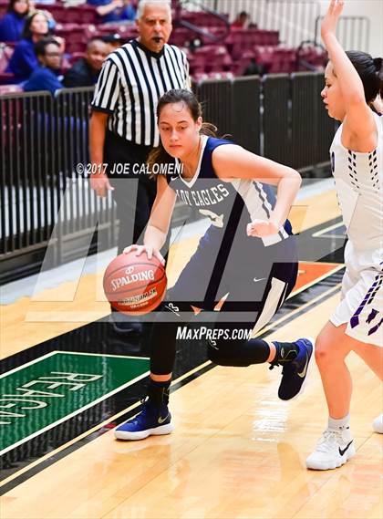 Thumbnail 3 in Akins vs Weslaco (NEISD Invitational) photogallery.