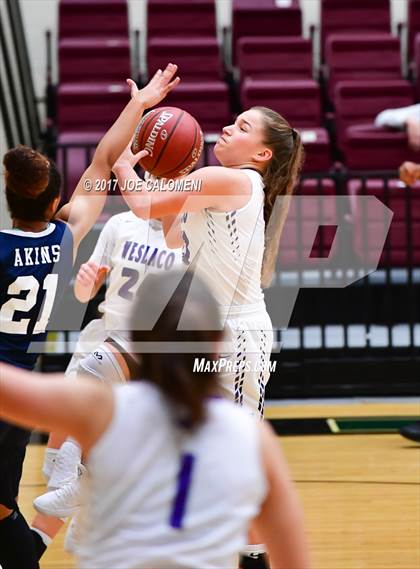 Thumbnail 1 in Akins vs Weslaco (NEISD Invitational) photogallery.