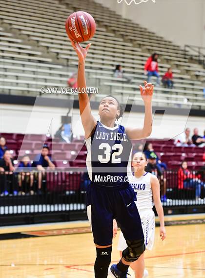 Thumbnail 1 in Akins vs Weslaco (NEISD Invitational) photogallery.