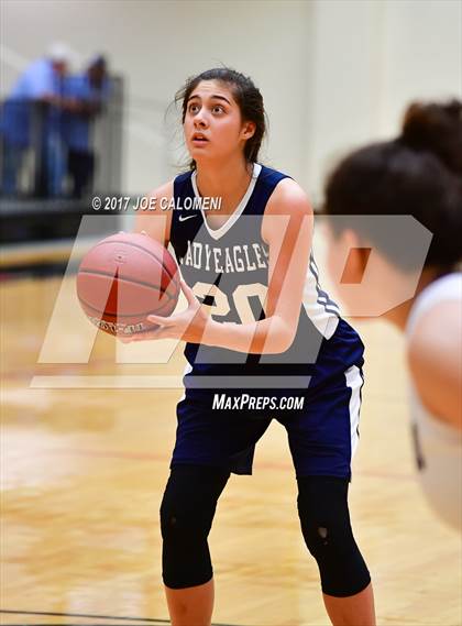 Thumbnail 2 in Akins vs Weslaco (NEISD Invitational) photogallery.