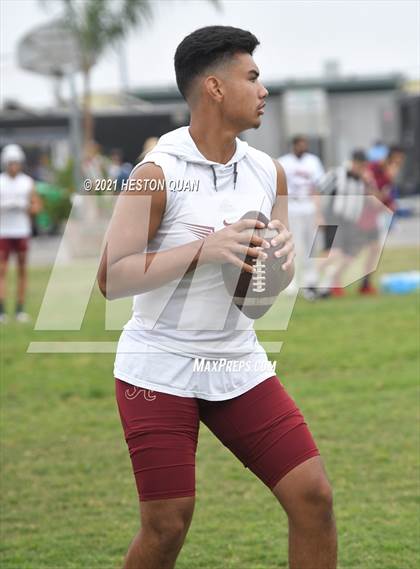 Thumbnail 1 in Mater Dei vs. Alemany (Battle at the Beach 7x7) photogallery.