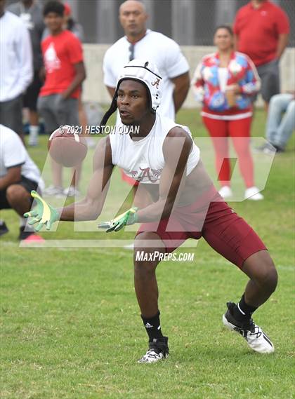 Thumbnail 1 in Mater Dei vs. Alemany (Battle at the Beach 7x7) photogallery.