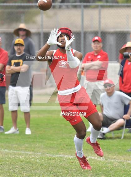 Thumbnail 2 in Mater Dei vs. Alemany (Battle at the Beach 7x7) photogallery.