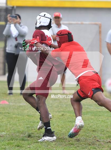 Thumbnail 1 in Mater Dei vs. Alemany (Battle at the Beach 7x7) photogallery.