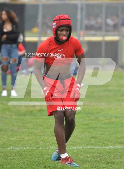 Thumbnail 1 in Mater Dei vs. Alemany (Battle at the Beach 7x7) photogallery.