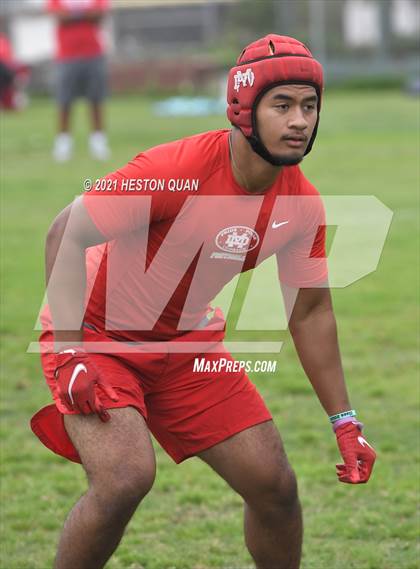 Thumbnail 2 in Mater Dei vs. Alemany (Battle at the Beach 7x7) photogallery.