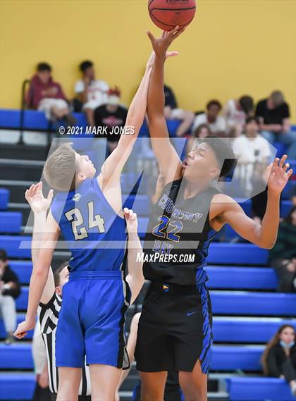 Thumbnail 1 in Desert Christian vs. Phoenix Country Day (PCDS Desert Classic) photogallery.