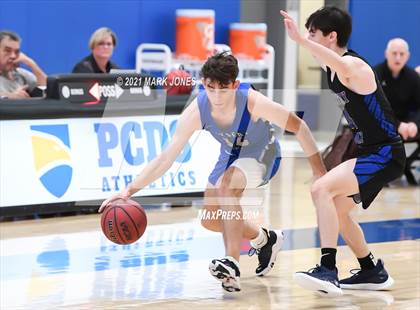 Thumbnail 3 in Desert Christian vs. Phoenix Country Day (PCDS Desert Classic) photogallery.