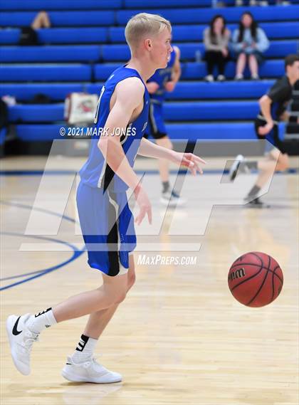 Thumbnail 2 in Desert Christian vs. Phoenix Country Day (PCDS Desert Classic) photogallery.
