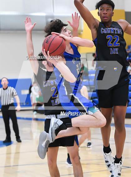Thumbnail 1 in Desert Christian vs. Phoenix Country Day (PCDS Desert Classic) photogallery.