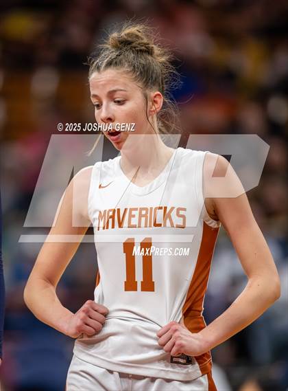 Thumbnail 3 in Mullen vs Mead (CHSAA 5A Final Four) photogallery.