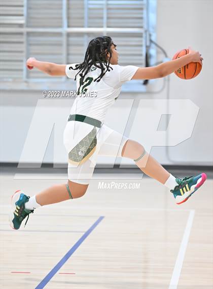 Thumbnail 3 in Fairmont Prep vs. Long Beach Poly (Nike Tournament of Champions) photogallery.