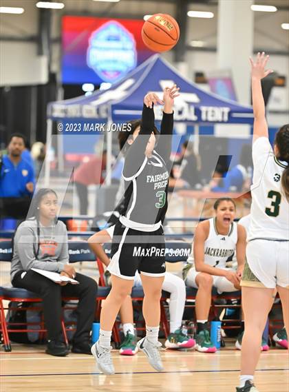 Thumbnail 3 in Fairmont Prep vs. Long Beach Poly (Nike Tournament of Champions) photogallery.