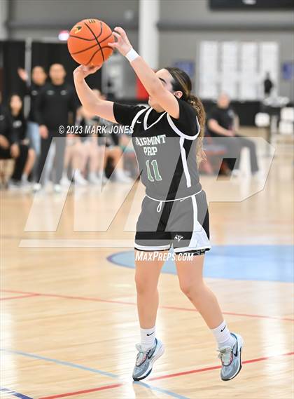 Thumbnail 2 in Fairmont Prep vs. Long Beach Poly (Nike Tournament of Champions) photogallery.