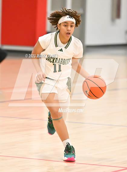 Thumbnail 1 in Fairmont Prep vs. Long Beach Poly (Nike Tournament of Champions) photogallery.