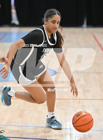 Thumbnail 2 in Fairmont Prep vs. Long Beach Poly (Nike Tournament of Champions) photogallery.