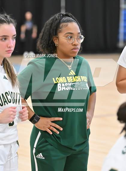 Thumbnail 2 in Fairmont Prep vs. Long Beach Poly (Nike Tournament of Champions) photogallery.