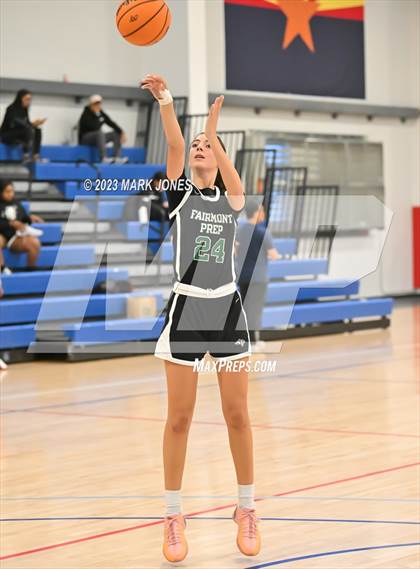 Thumbnail 3 in Fairmont Prep vs. Long Beach Poly (Nike Tournament of Champions) photogallery.