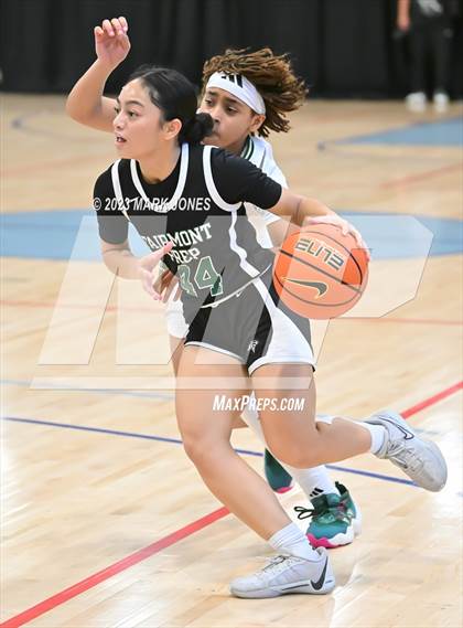 Thumbnail 3 in Fairmont Prep vs. Long Beach Poly (Nike Tournament of Champions) photogallery.