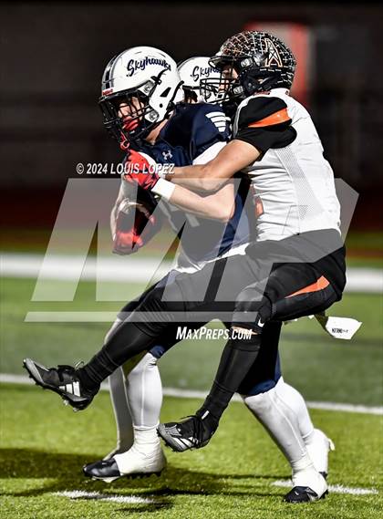 Thumbnail 2 in Summit vs. Huntington Beach (CIF SS DIV 5 Quarter Final Playoff) photogallery.