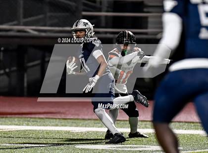 Thumbnail 1 in Summit vs. Huntington Beach (CIF SS DIV 5 Quarter Final Playoff) photogallery.