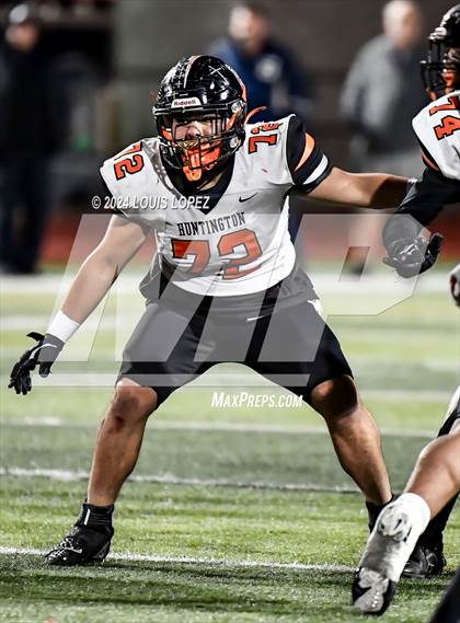Thumbnail 1 in Summit vs. Huntington Beach (CIF SS DIV 5 Quarter Final Playoff) photogallery.
