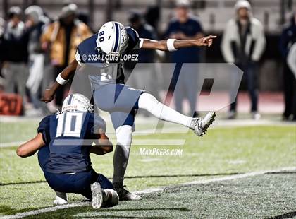 Thumbnail 2 in Summit vs. Huntington Beach (CIF SS DIV 5 Quarter Final Playoff) photogallery.