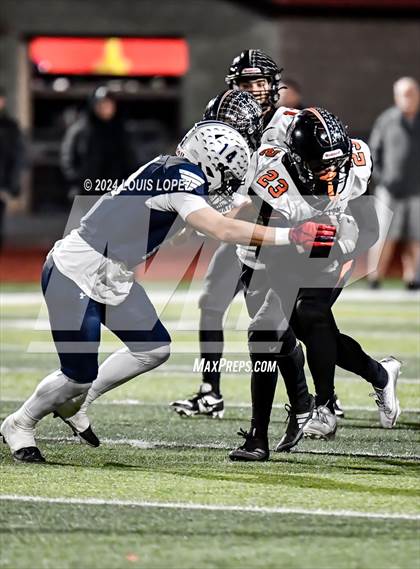Thumbnail 1 in Summit vs. Huntington Beach (CIF SS DIV 5 Quarter Final Playoff) photogallery.