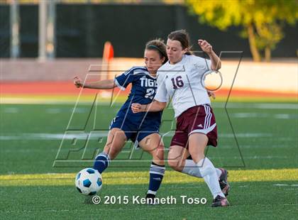 Thumbnail 2 in Carroll vs Marshall (UIL 6A Bi-District) photogallery.