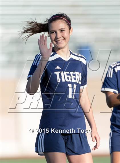 Thumbnail 2 in Carroll vs Marshall (UIL 6A Bi-District) photogallery.