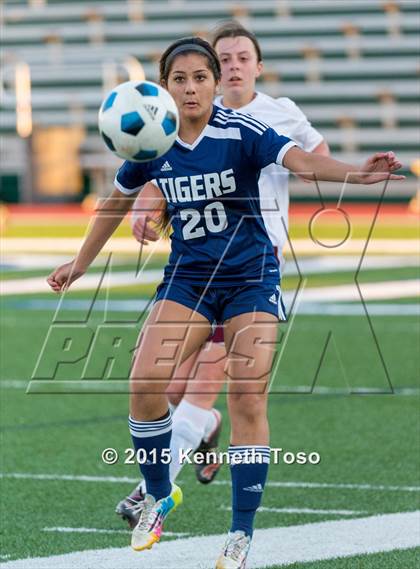 Thumbnail 2 in Carroll vs Marshall (UIL 6A Bi-District) photogallery.