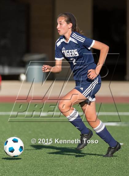 Thumbnail 1 in Carroll vs Marshall (UIL 6A Bi-District) photogallery.