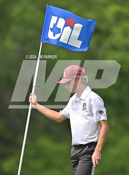 Thumbnail 2 in UIL 6A Golf State Final (Round 2) photogallery.