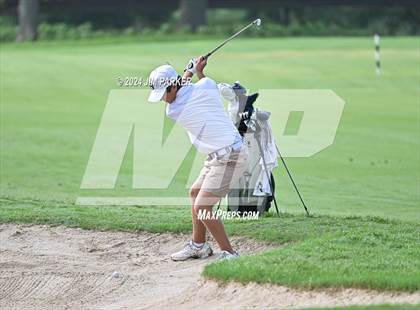 Thumbnail 2 in UIL 6A Golf State Final (Round 2) photogallery.