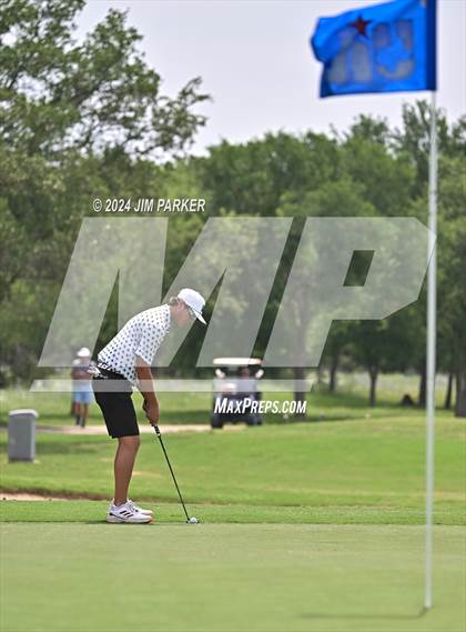 Thumbnail 1 in UIL 6A Golf State Final (Round 2) photogallery.