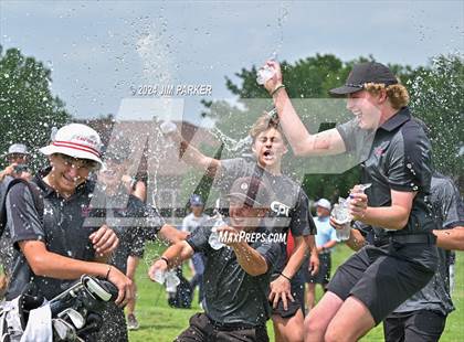 Thumbnail 1 in UIL 6A Golf State Final (Round 2) photogallery.