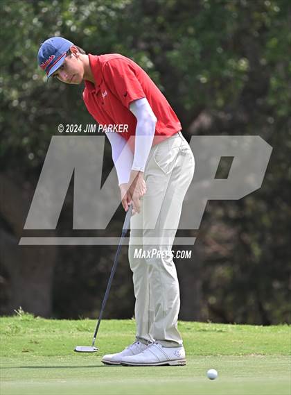 Thumbnail 3 in UIL 6A Golf State Final (Round 2) photogallery.