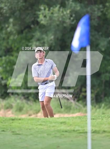 Thumbnail 1 in UIL 6A Golf State Final (Round 2) photogallery.