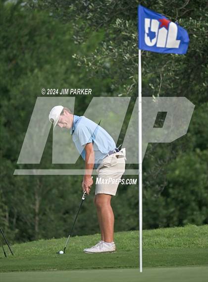Thumbnail 1 in UIL 6A Golf State Final (Round 2) photogallery.