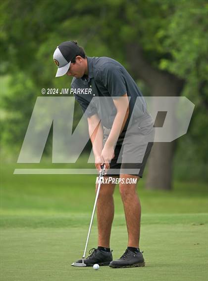 Thumbnail 3 in UIL 6A Golf State Final (Round 2) photogallery.
