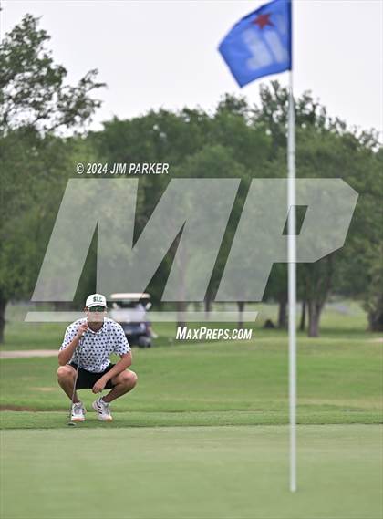 Thumbnail 2 in UIL 6A Golf State Final (Round 2) photogallery.