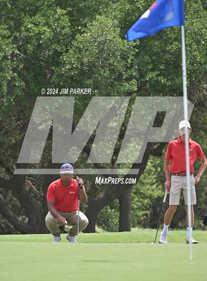 Thumbnail 1 in UIL 6A Golf State Final (Round 2) photogallery.