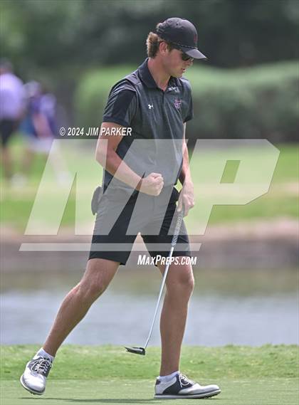 Thumbnail 1 in UIL 6A Golf State Final (Round 2) photogallery.