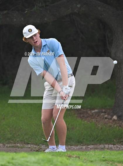 Thumbnail 2 in UIL 6A Golf State Final (Round 2) photogallery.