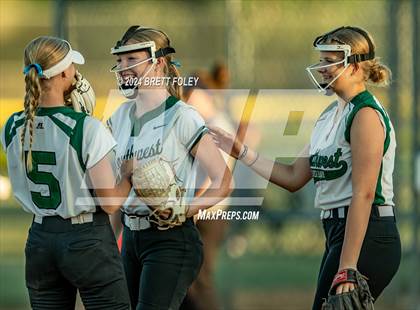 Thumbnail 3 in Elkhorn South vs Lincoln Southwest photogallery.