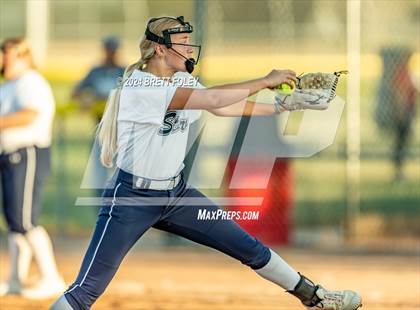 Thumbnail 3 in Elkhorn South vs Lincoln Southwest photogallery.