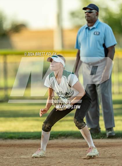 Thumbnail 3 in Elkhorn South vs Lincoln Southwest photogallery.