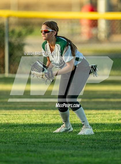 Thumbnail 2 in Elkhorn South vs Lincoln Southwest photogallery.
