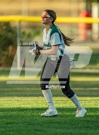Thumbnail 1 in Elkhorn South vs Lincoln Southwest photogallery.
