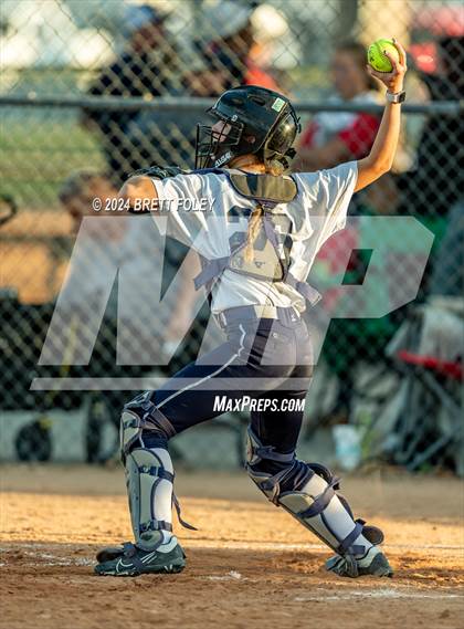 Thumbnail 1 in Elkhorn South vs Lincoln Southwest photogallery.